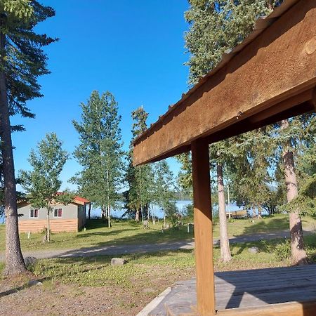 Escott Bay Resort Anahim Lake Exterior foto