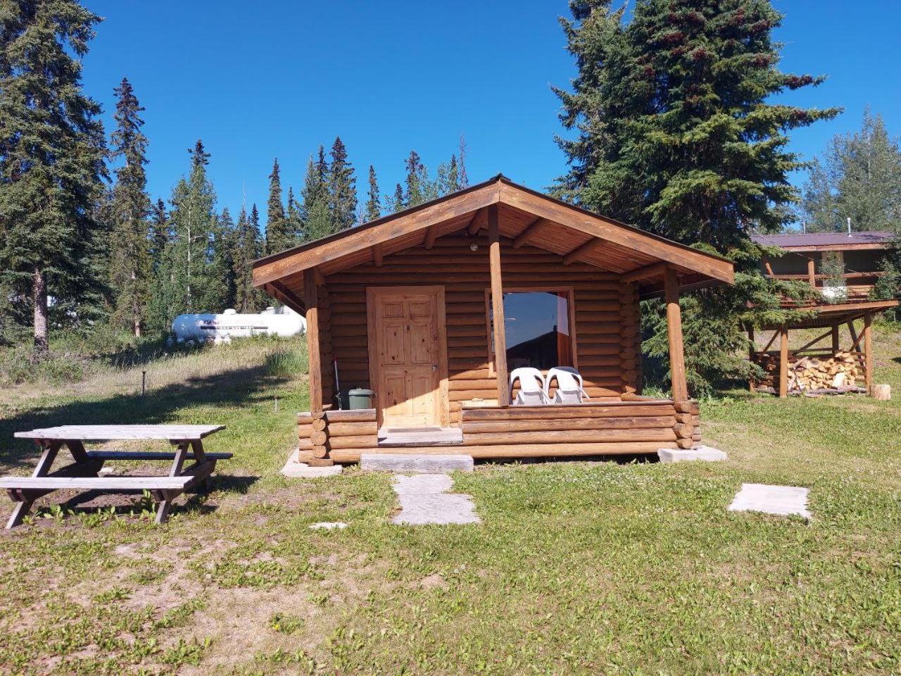 Escott Bay Resort Anahim Lake Exterior foto