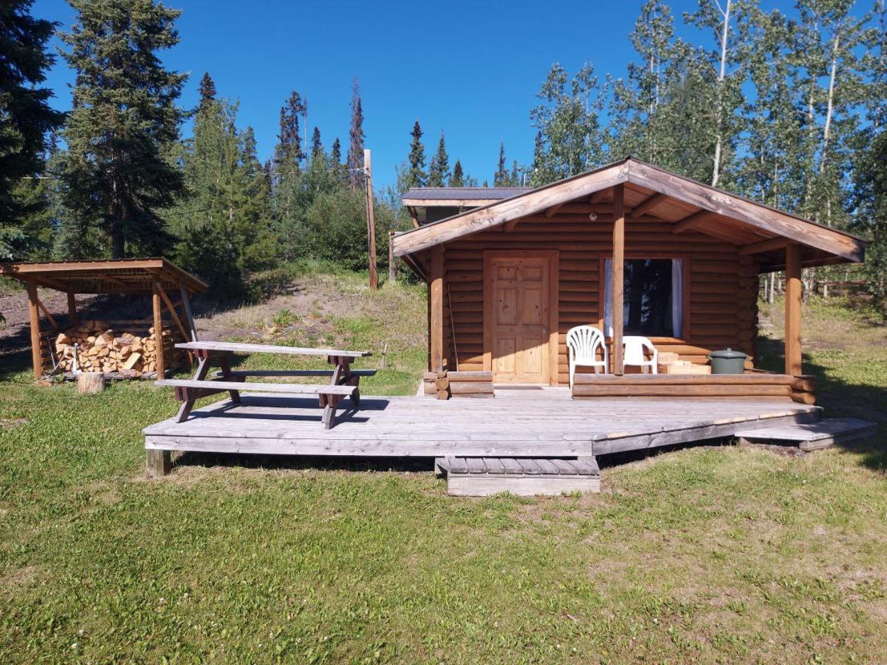 Escott Bay Resort Anahim Lake Exterior foto